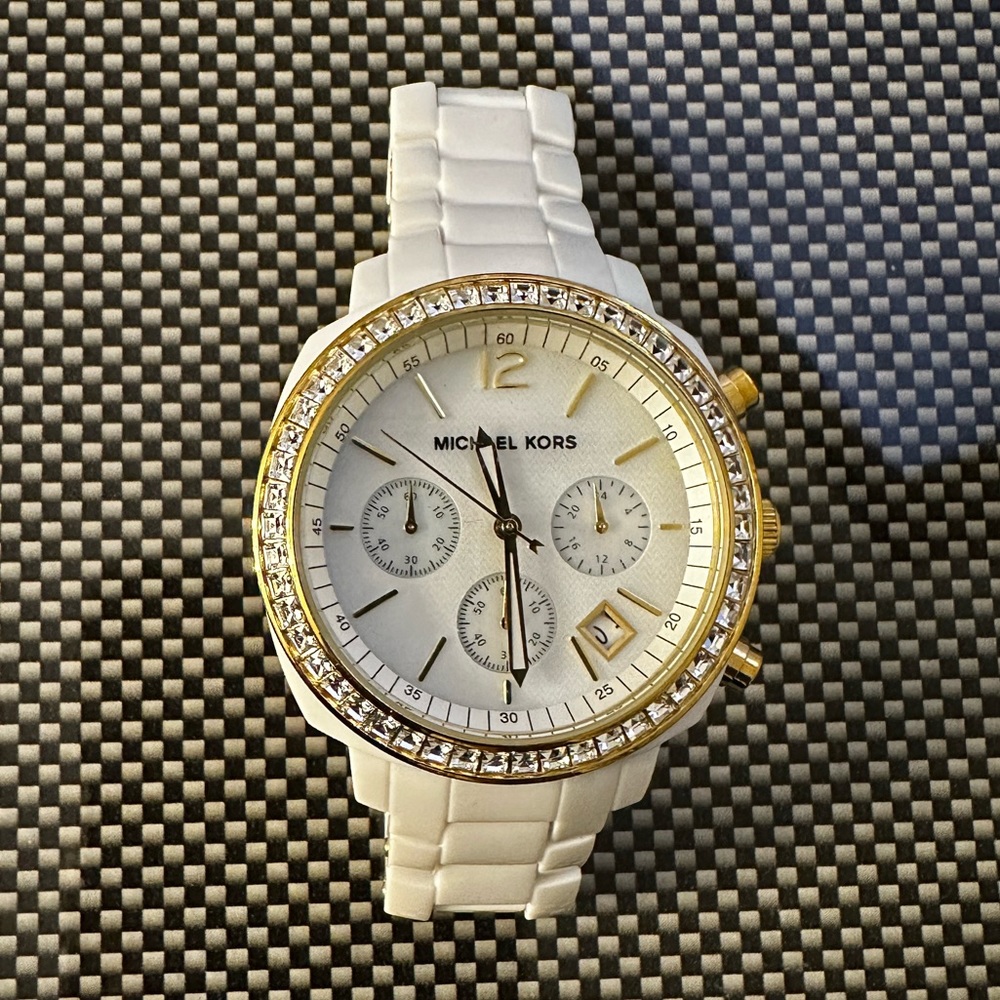 White MICHAEL KORS watch